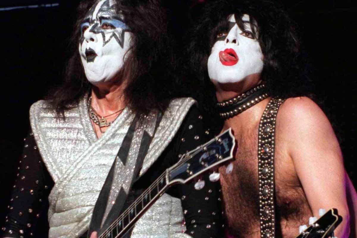 Morte-Cantante-Kiss